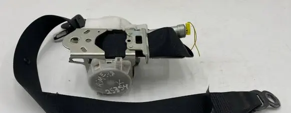 Toyota Prius Prime Front seatbelt 7X4150P
