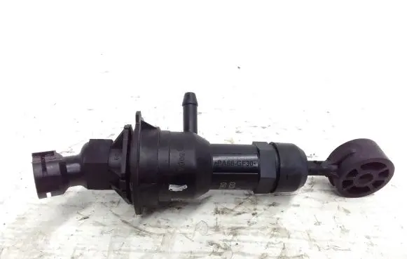 Clutch slave cylinder