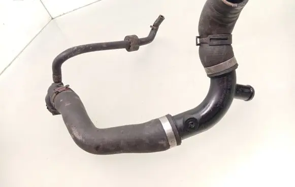 Volkswagen Golf VI Engine coolant pipe/hose 3C0121087A