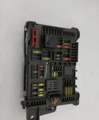 BMW X5 E70 Fuse module 518954021A 693168704