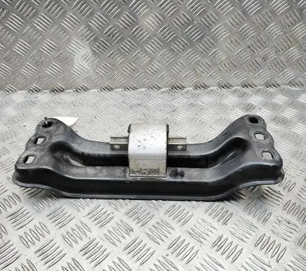 Mercedes-Benz C W205 Gearbox mounting bracket A2052405300 A2052420901
