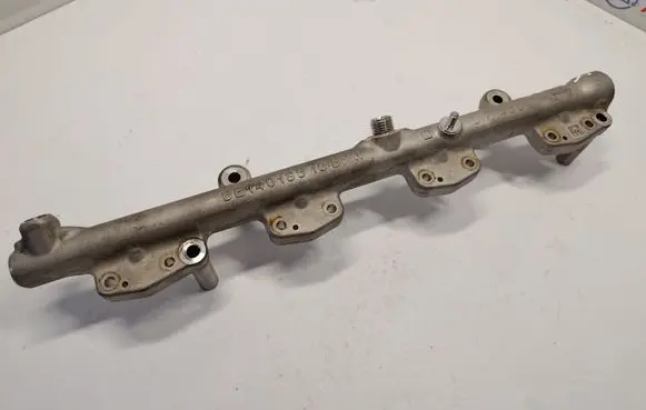 BMW 3 G20 G21 Fuel injector supply line/pipe 8665633 13538665633