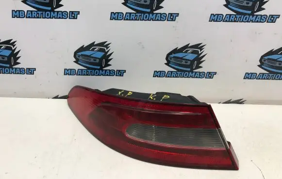 Jaguar XF X250 Rear/tail lights 8X2313405BC