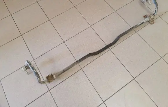 Front anti-roll bar/sway bar