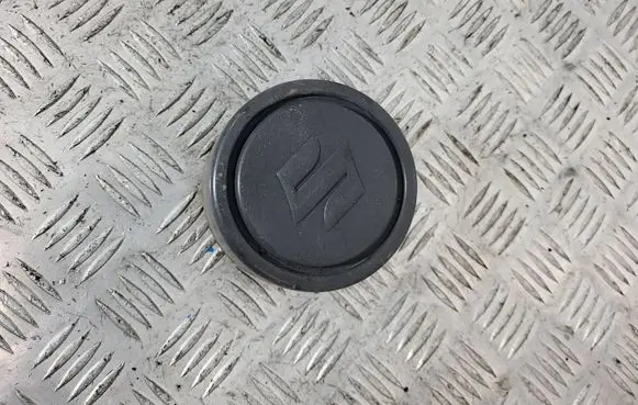 Suzuki Jimny Original wheel cap 