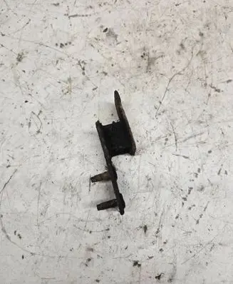 Nissan Terrano Muffler mount bracket/holder