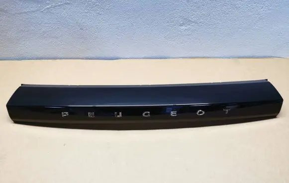 Peugeot 2008 II Bottom trim 9825956380DAN 9825956380