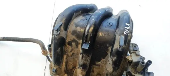 Volkswagen Fox Intake manifold 03d129766l