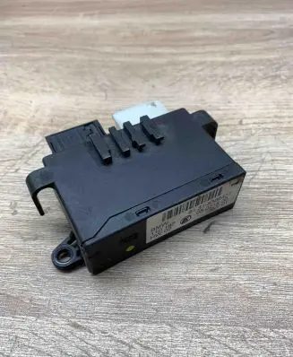 BMW 3 E46 Wing mirror control module 8386427