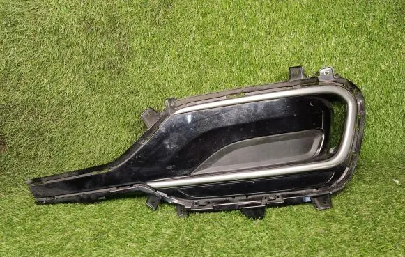 Hyundai Santa Fe Front bumper lower grill 865224Z500 865184Z500