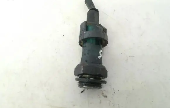 Mitsubishi Carisma Other engine part 