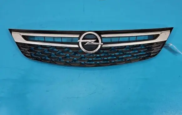 Opel Astra K Front bumper upper radiator grill 13464791 IMPRK1568771