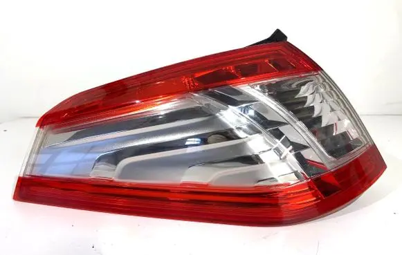 Peugeot 508 Rear/tail lights