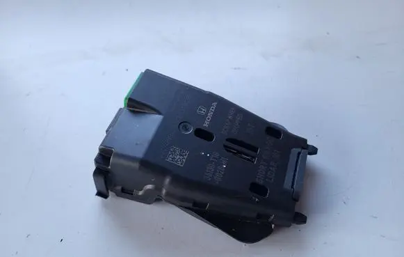 Honda CR-V Windshield/windscreen camera 
