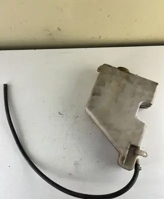 Nissan Terrano Coolant expansion tank/reservoir 217107F410 217107F41
