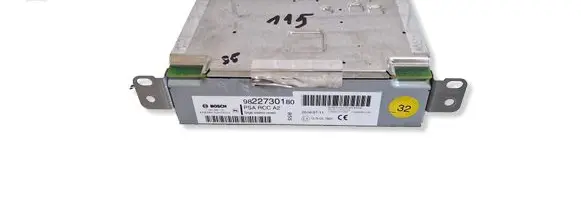 Peugeot Expert Radio/CD/DVD/GPS head unit 9822730180