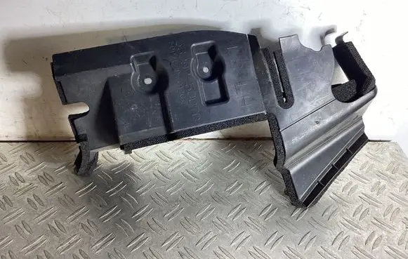 Lexus LS 460 - 600H Intercooler air guide/duct channel 5329250070
