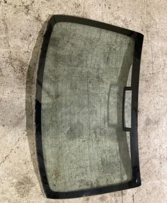 Renault Latitude (L70) Rear windscreen/windshield window 