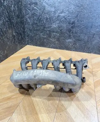 Mercedes-Benz E W211 Exhaust manifold