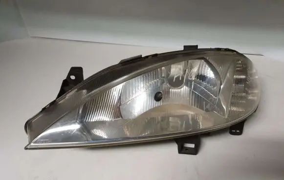 Renault Megane I Headlight/headlamp 7700427872D