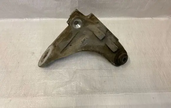 BMW X5 F15 Rear wheel hub spindle/knuckle 6877218