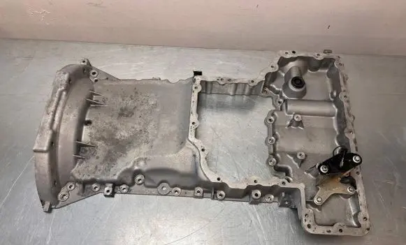Mercedes-Benz E W211 Oil sump R6420140102