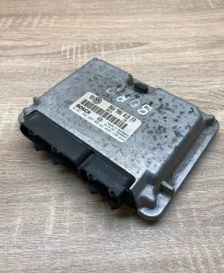 Volkswagen Golf IV Engine control unit/module ECU 06A906018FP 0261206265