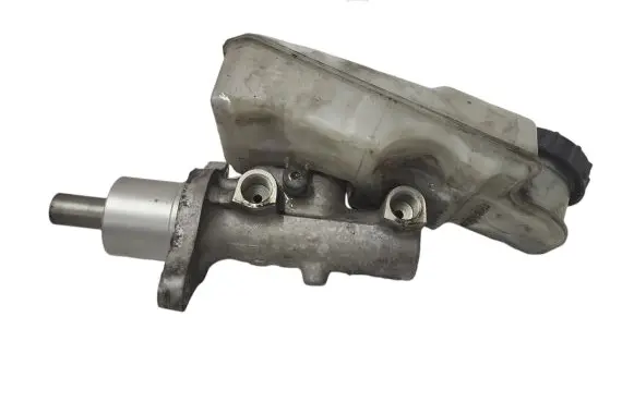Ford Focus Master brake cylinder