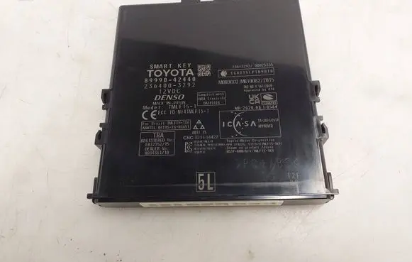 Toyota RAV 4 (XA50) Keyless (KESSY) go control unit/module 8999042440 2364003292