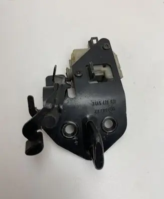 Skoda Octavia Mk2 (1Z) Tailgate/trunk/boot lock/catch/latch 1Z0827511C
