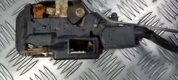 Mazda 626 Front door lock 1528007001 152800-7001