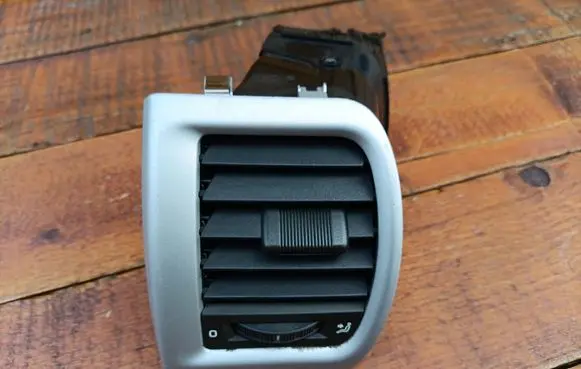Skoda Fabia Mk2 (5J) Dashboard side air vent grill/cover trim 5J0819701