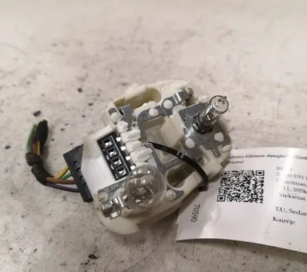 BMW 3 E90 E91 Tail light bulb cover holder 218421