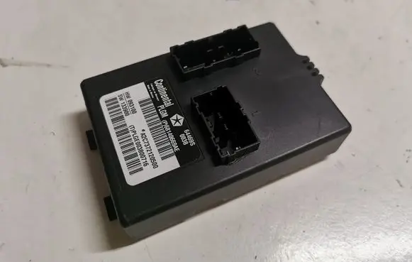 Dodge Durango Tailgate/trunk control unit/module P68140669AE