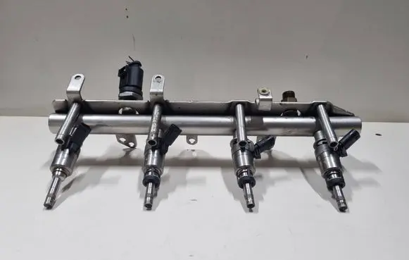 Seat Altea XL Fuel main line pipe CT0080411 06J133317G