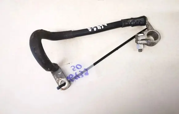 Volkswagen Golf V Positive cable (battery) 1t0971235a