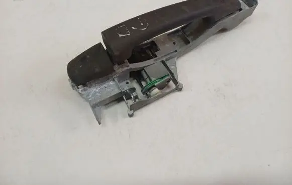 Citroen Berlingo Front door exterior handle 