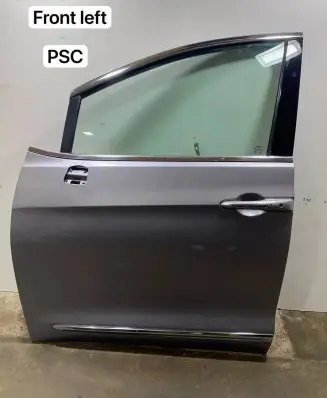 Chrysler Pacifica Front door