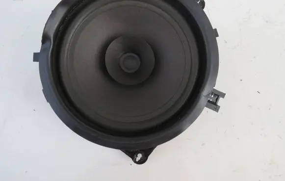 Volvo XC70 Rear door speaker 30679498