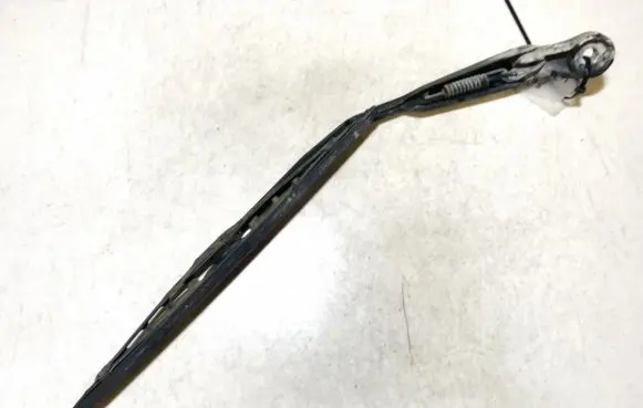 Nissan Almera Rear wiper blade arm