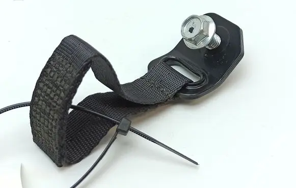 Nissan Navara D23 Hook 