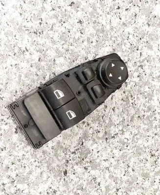 BMW 1 F20 F21 Electric window control switch 9226269