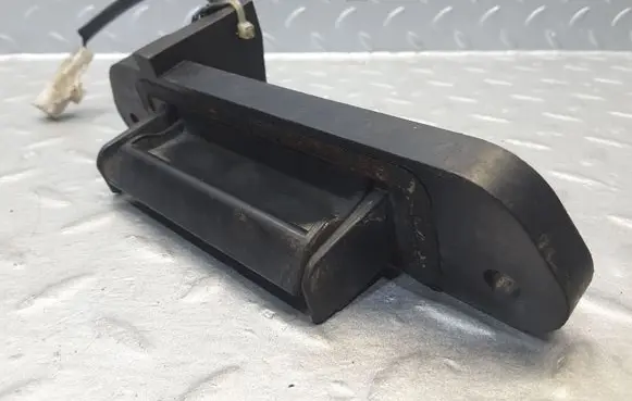 Mitsubishi Grandis Tailgate/trunk/boot exterior handle