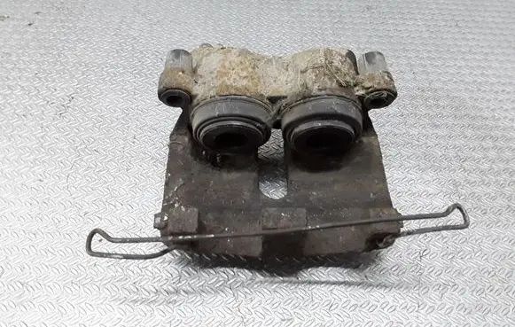 Jeep Grand Cherokee (WJ) Front brake caliper