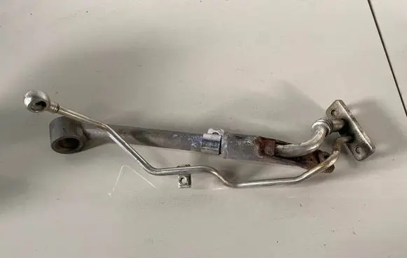 Volkswagen Jetta VI Turbo turbocharger oiling pipe/hose 03L145535D