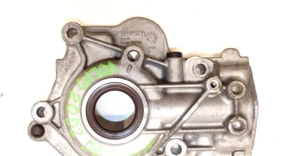 Volvo XC60 Timing chain cover 32137343