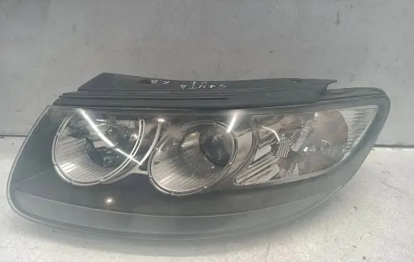 Hyundai Santa Fe Headlight/headlamp E13251839