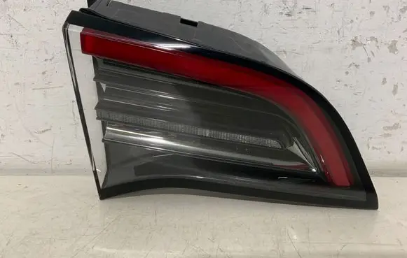 Tesla Model Y Tailgate rear/tail lights 150208800B 1502088-00-B