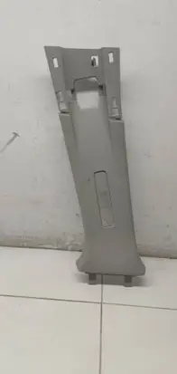 Renault Captur (B) pillar trim (top) 769147820R A098959 631140132