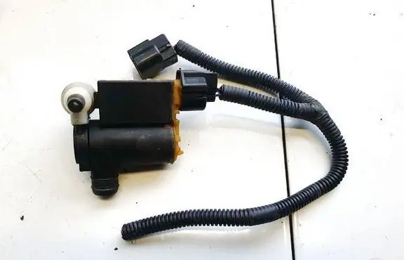 KIA Carnival Windscreen/windshield washer pump 985101f100 98510-1f100